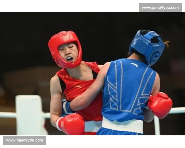 拳击赛场上的女性力量与勇气：挑战极限突破传统的战斗故事